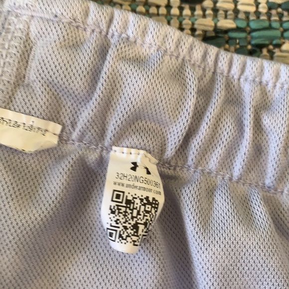 Under Armour Size Large Play Up Printed Shorts - Picture 3 of 4